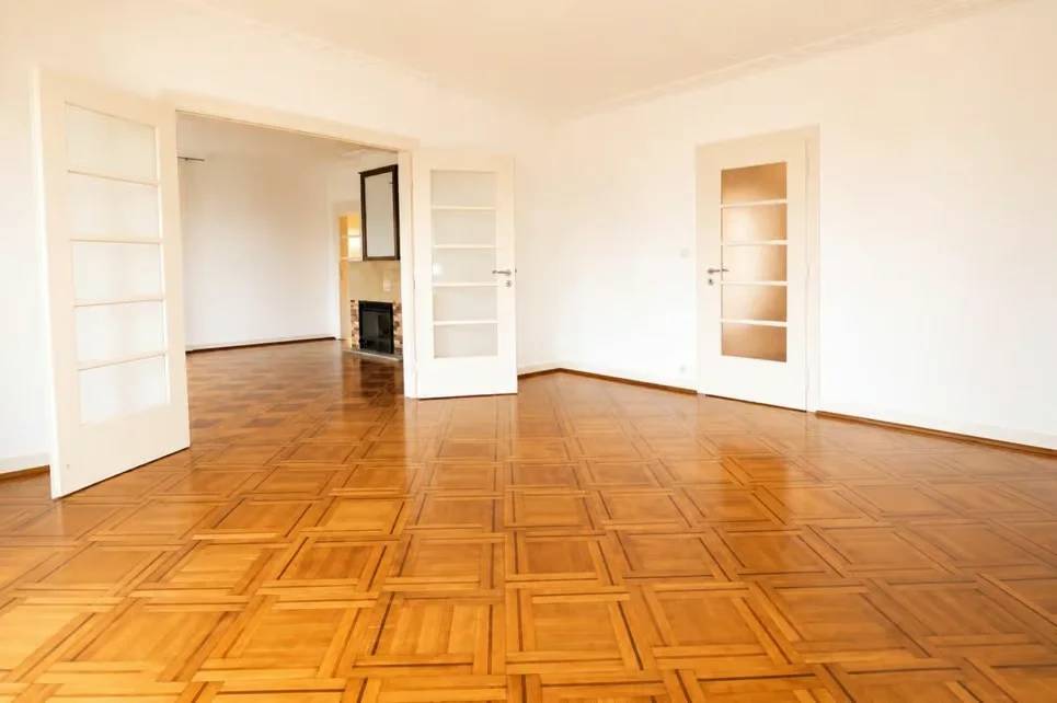 img-gallery