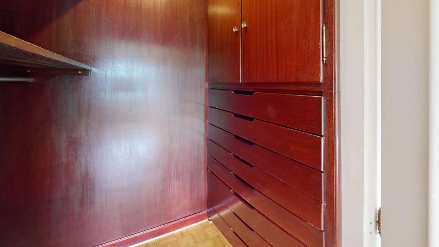 img-gallery