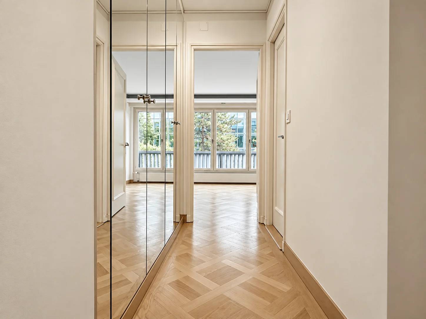 img-gallery